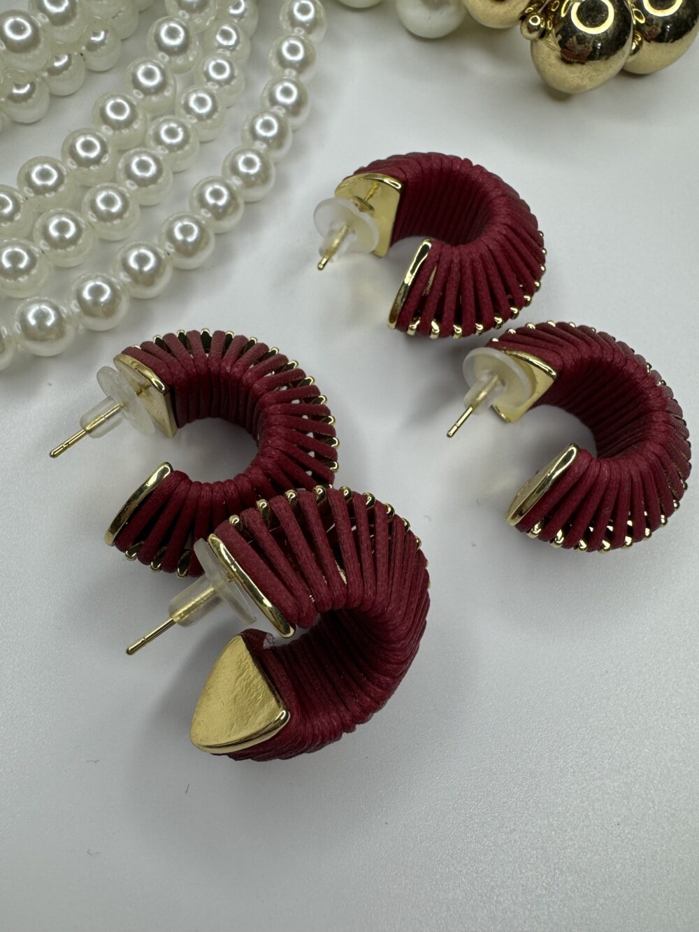 Bordo Altın Detaylı Halka Küpe