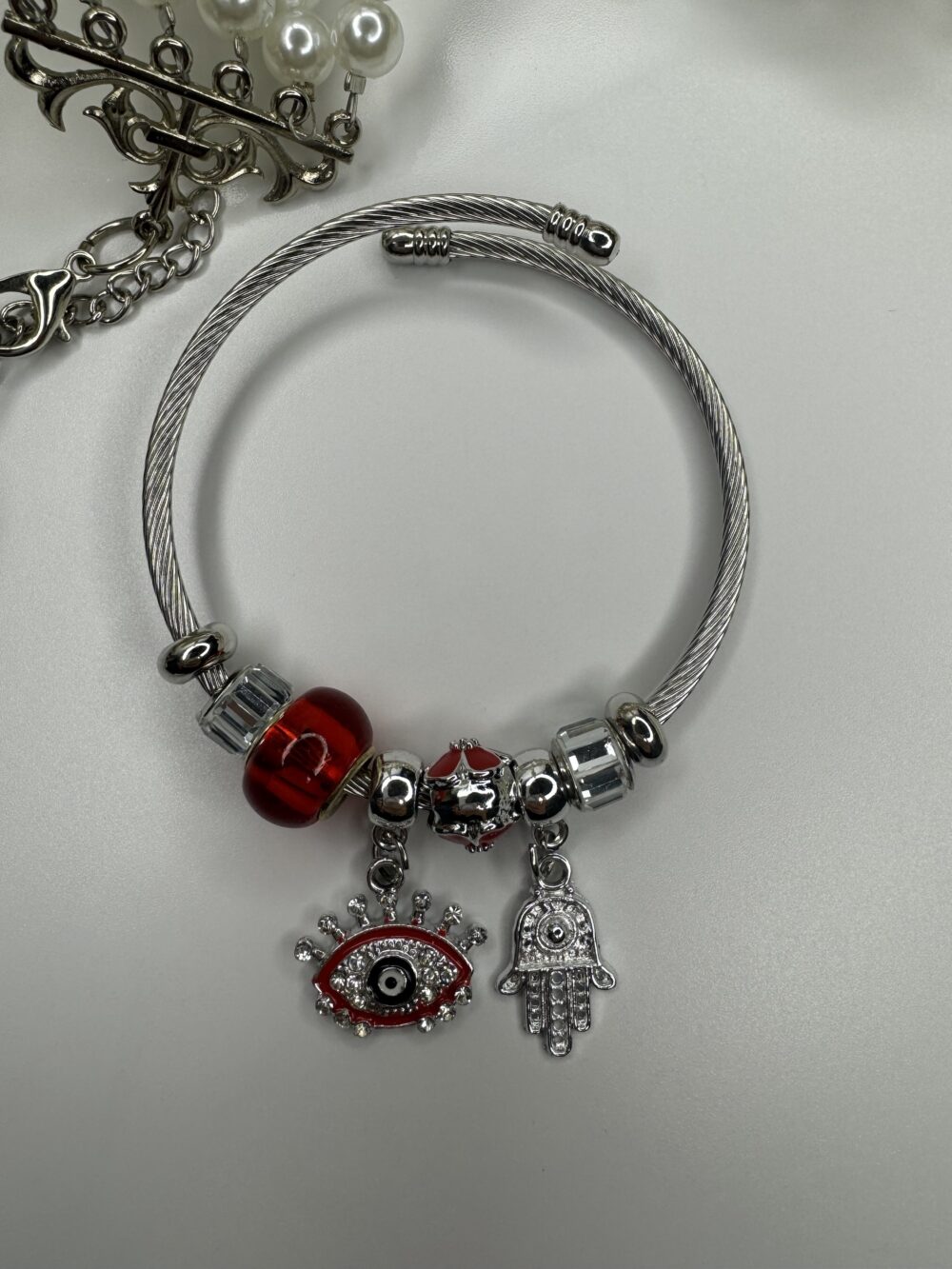 Kırmızı Fatma Ana Eli Charm - Görsel 2