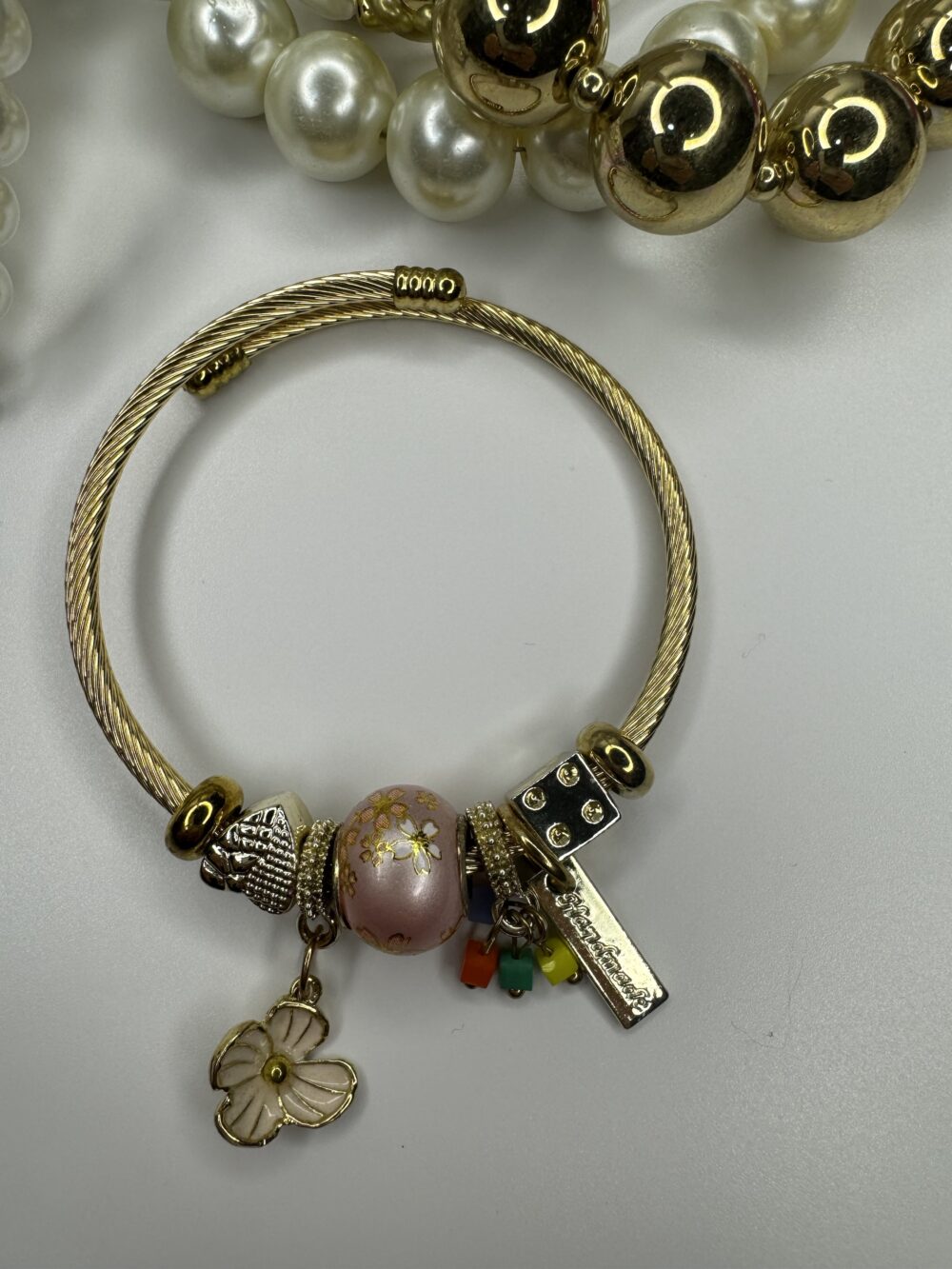 Gold Çiçek Charm Bileklik - Görsel 3