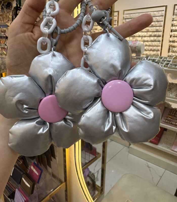 Silver Pembe Papatya Charm