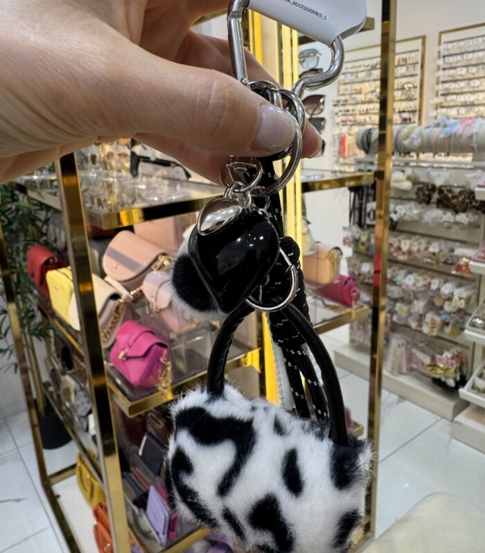 Siyah Beyaz Çanta Charm