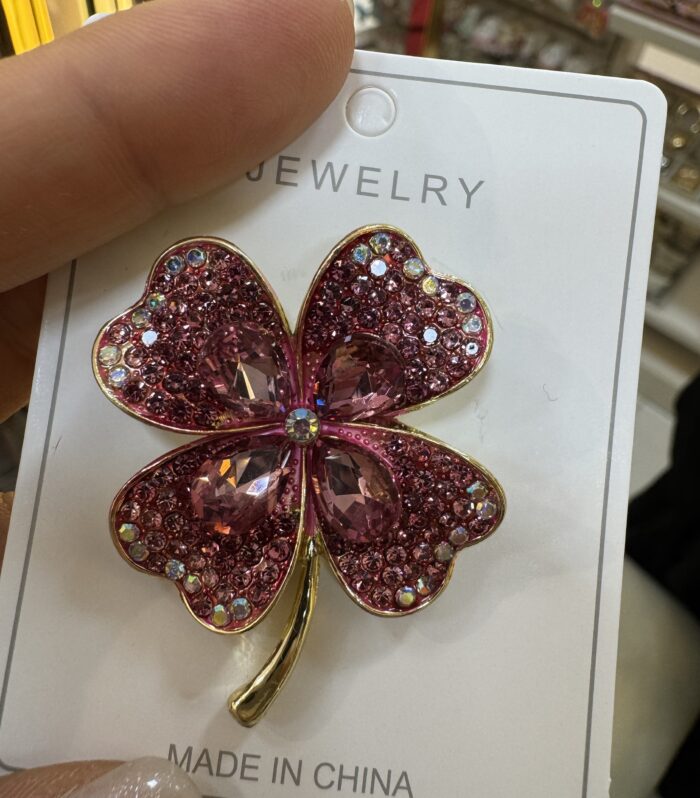 Pembe Taşlı Yonca Gold Broş
