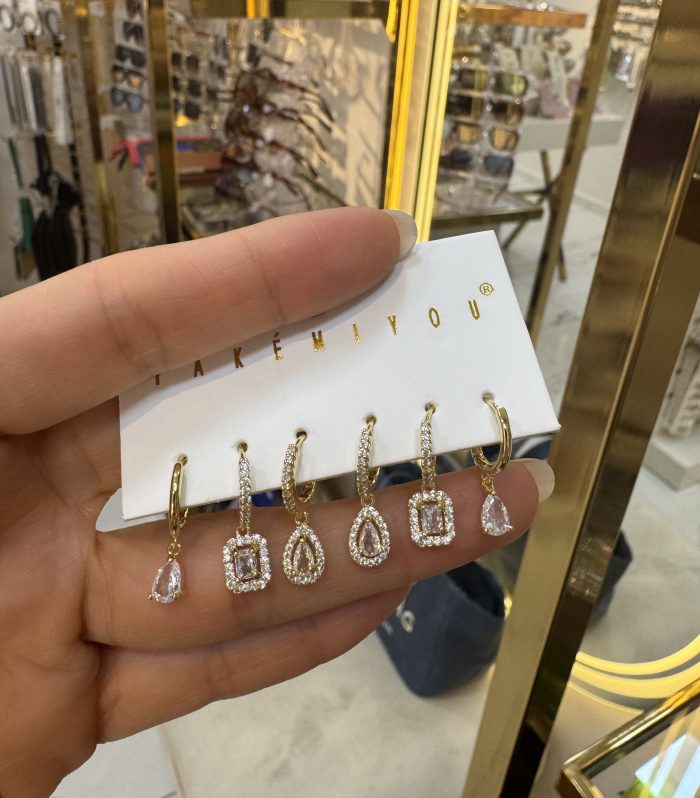 Gold damla baget taşlı çoklu Küpe