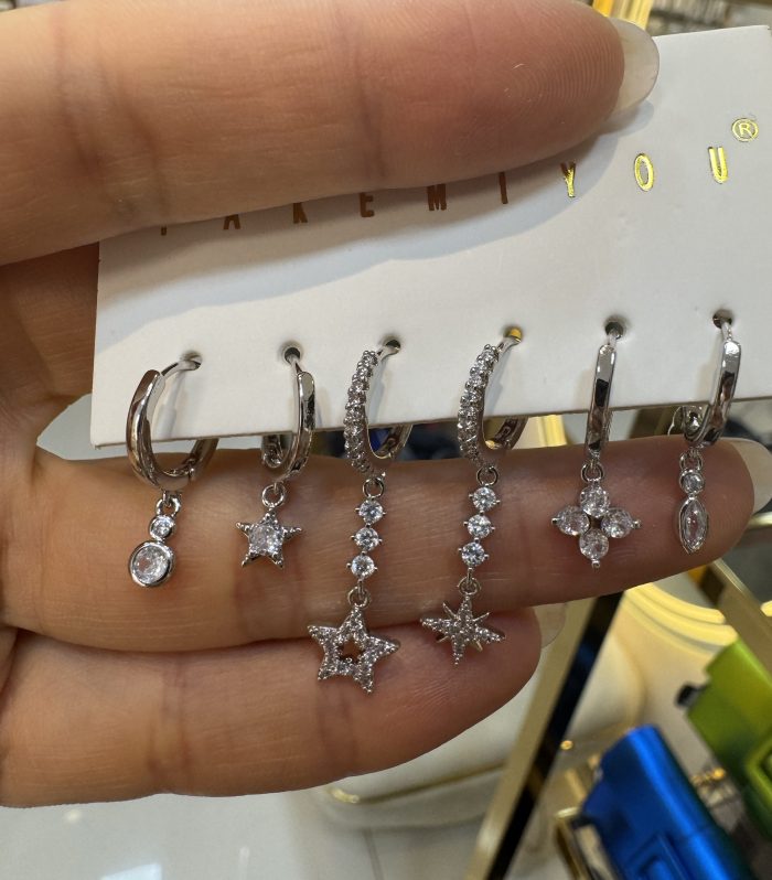 Silver Yıldızlı Çoklu Küpe
