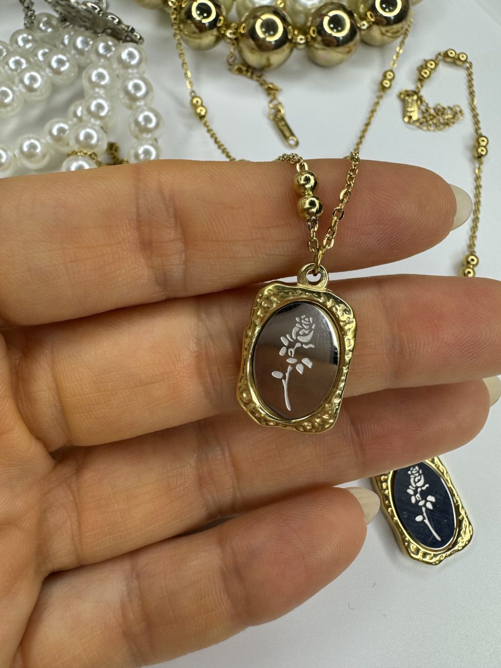 Çelik Gül Desen Vintage Kolye - Görsel 2