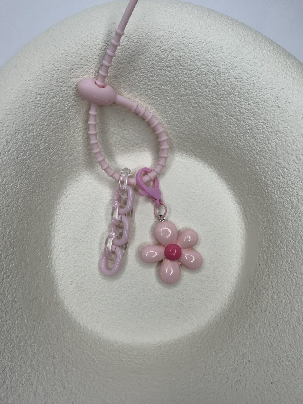 Pembe papatya canta charm