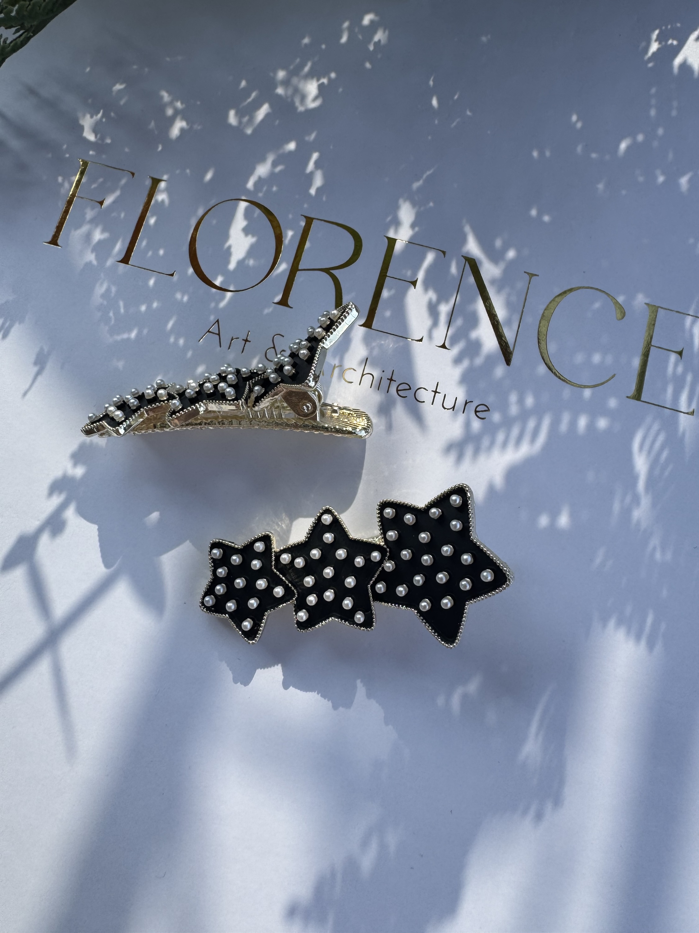 İnci detay siyah yıldız toka